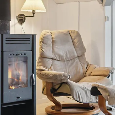 Holiday home Menke - 150m From The Sea In Bornholm By Interhome *