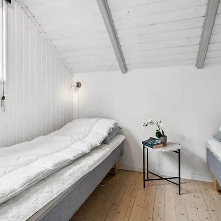 Menke - 150m From The Sea By Interhome *